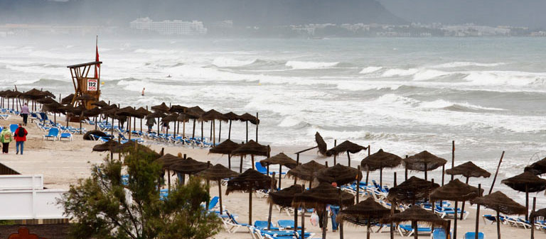 Gloria thunderstorm Atlantic